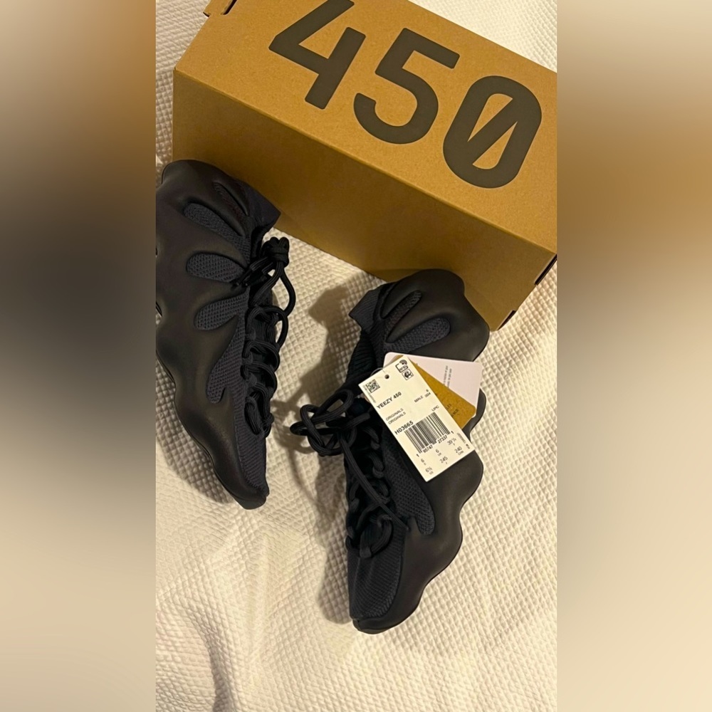 🔥RARE 🔥Yeezy 450 ‘Dark Slate’ unixes by Kanye West’s NEW WITH BOX